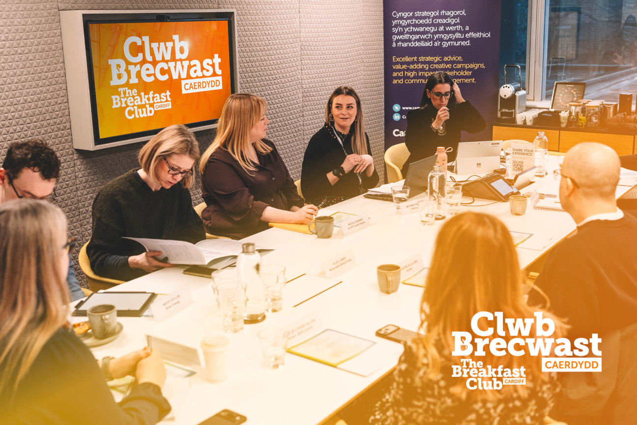 15329 Cardiff Breakfast IMAGE SLIDES 900x600px V1