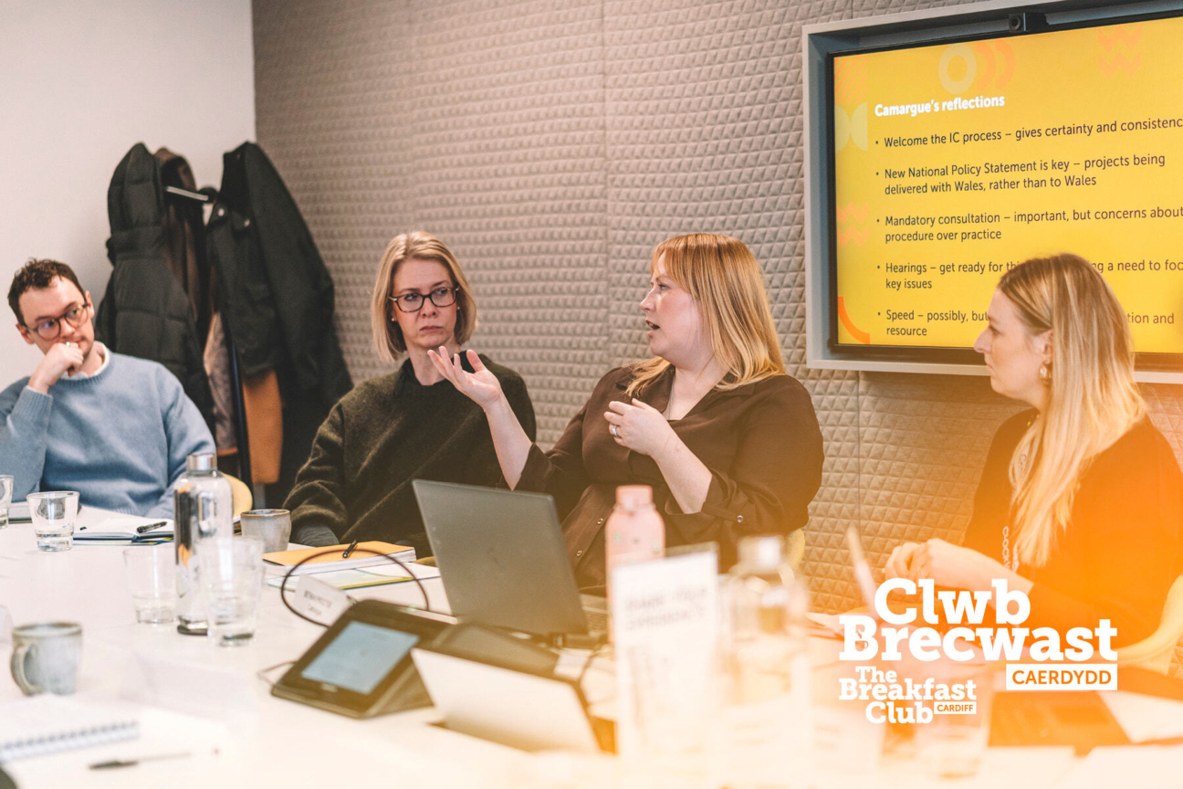 15329 Cardiff Breakfast IMAGE SLIDES 900x600px V12